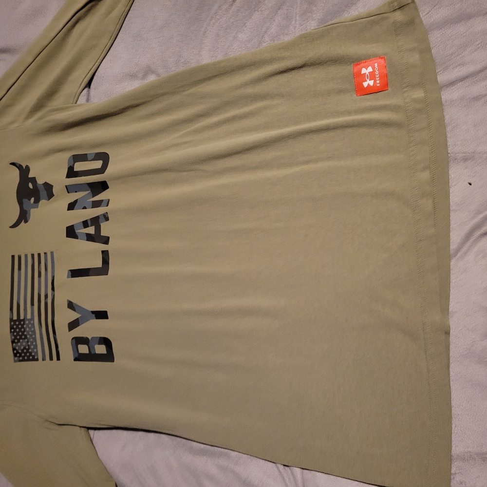 Under Armour Khaki Long Sleeve with Graphic Print